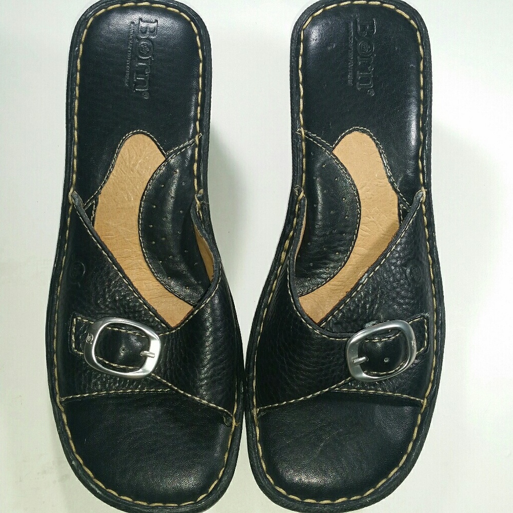 Born Wedge Sandles Buckle 8M